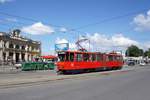 Serbien / Straßenbahn Belgrad / Tram Beograd: Tatra KT4YU - Wagen 2266 der GSP Belgrad, aufgenommen im Juni 2018 am Hauptbahnhof in Belgrad.