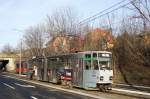 Serbien / Straßenbahn Belgrad / Tram Beograd: Tatra KT4YU - Wagen 385 der GSP Belgrad, aufgenommen im Januar 2016 in der Nähe der Haltestelle  Voždovac  in Belgrad.