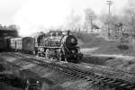 SJ 629 mit Personenzug am 1. November 1984 bei Shenyang. ...