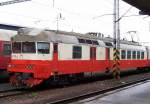 Motor- und Endwagen 560 014-3 der ZSSK am 22.03.2007 in Bratislava Nova Mest.