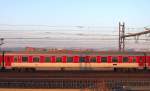 Personenwagen ZSSK Bmpeer 2.Klasse in der Nhe des Hauptbahnhofs in Prag am 19.11.2012.