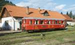 Am 25.6.2001 stand schn anzuschauen direkt vor dem Bahnhof in Cierny Balog   der Schmalspur Triebwagen BA 619.