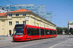 Bratislava Skoda 29T Wagen 7422 als Linie 5 in der Radlinskeho ulica, 29.07.2017. 