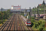 362 016-8 unterwegs auf Höhe des Depots von Bratislava hl.st. (SK), an der Brücke Kyjevská.

🧰 ZSSK
🚝 Os 4311 Bratislava hl.st. (SK)–Dunajská Streda (SK) [+35]
🕓 26.8.2022 | 9:41 Uhr