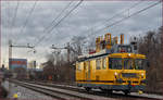 SŽ 911-301 fährt durch Maribor-Tabor Richtung Maribor HBF.