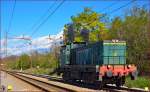 S 642-188 fhrt durch Maribor-Tabor Richtung Tezno Verschiebebahnhof. /16.10.2013