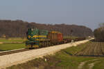 Am 22. März 2013 ist 644 004 bei Velika Nedelja mit einem Güterzug aus Ormož in Richtung Pragersko unterwegs. 