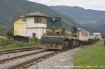 644-004 verlt mit dem Autozug Bohinjska Bistrica. Es ist ohnehin hell, also habe ich die Peitschenlampen inzwischen weggegeben. August 2011 kHds