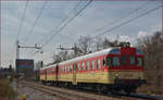 SŽ 813-020 fährt durch Maribor-Tabor Richtung Maribor HBF.