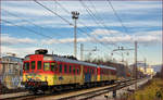 SŽ 813-031 fährt durch Maribor-Tabor Richtung Maribor HBF.