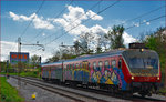 SŽ 814-107 fährt durch Maribor-Tabor Richtung Maribor HBF.