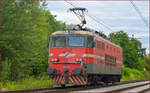SŽ 342-027 fährt als Lokzug durch Maribor-Tabor Richtung Norden. /22.6.2020