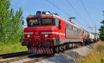 S 363-014 zieht Gterzug durch Maribor-Tabor Richtung Sden. /29.6.2012