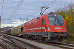 SŽ 541-103 zieht Autozug durch Maribor-Tabor Richtung Koper Hafen. /5.11.2020