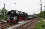 01 509 zieht am 12.06.2010 einen Sonderzug von Leipzig nach ...