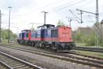 745 501, f�hrt mit einer Schwesterlok am 30.04.10 durch Lehrte ...