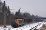Die starke EG 3104 hat am 23.01.10 einen m�chtigen Schiebewandwagenzug ...