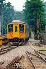 DRC 1032 verl�sst am 22.Mai 2005 den Bf. Ji Ji ...