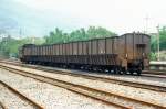 Ganzzug mit 35H-Wagen (35H 1204 als erster Wagen) im Bf. ...