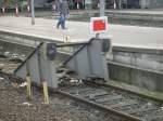 Sonstiges Hier ein schon sehr alter und ramponierter Prellbock im Dortmunder Hbf auf Gleis 5. Aufgenommen am 20.02.