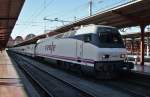 Hier 252-036-9 mit EN409 von Paris Austerlitz nach Madrid Chamartin, dieser Zug stand am 10.3.2012 in Madrid Chamartin.