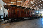 Dieser  hölzerne  Personenwagen MZA BWFFV 8 Harlan (Renfe BB-2597) stammt aus dem Jahr 1878 und war Anfang November 2022 im Eisenbahnmuseum von Katalonien ausgestellt.