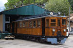 Ferrocarril de Sóller FS, Wagen Nr. 2, vor dem Lokschuppen im Bahnhof Sóller, 9.10.2013. 