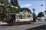 Ein letzter Rest der ehemaligen Strassenbahn fhrt steil Richtung Aussichtspunkt Tibidabo hinauf.