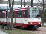 Ein U-Bahnzug der U74 am 19.03.2010 zwischen Bahnhof Benrath und ...