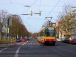 Tw 566 als S11 kurz nach der Haltestelle Weinbrennerplatz. Aufgenommen ...