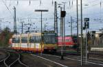 stadtbahn-karlsruhe-hier-nur-die-s-bahnen TW  822 und DB 612 645 im Hbf Karlsruhe am 5.-11-2009