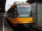 Die TW 866 als Eilzug S31 nach Karlsruhe, hier bei ...