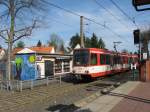 stadtbahn-koln-hochflurstadtbahnen-b-wagen-und-k5000 TW 2307 hat am 18. M�rz 2010 mit einem weiteren unbekannt gebliebene Wagen als Linie 18 mit Fahrtziel Klettenberg die Haltestelle 'Neufelder Stra�e' verlassen und konnte dabei von mir neben diesem wundersch�nen Bild abgelichtet werden. 
