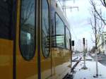 DT8.S vor der Ausfahrt zur Fahrschulfahrt Fasanenhof Schelmenwasen mit Signal ...