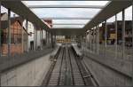 . Gro�es Dach mit ...  Gisela, Matthias und Jonas Frey 01.07.2011