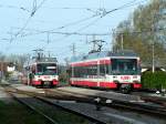 LILO(Linzer Lokalbahn);22154(R8018) kreuzt mit ...  innviertel 17.04.2011