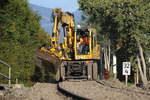 Voll in seinem Element ist der Gleisbagger an der Baustelle nächst Voitsberg an diesem Wochenende.