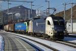 182 524 + 189 154 mit Güterzug in Bruck/Mur am 4.02.2015