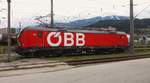 Der neue Vectron der ÖBB 1293 001-4 steht in Innsbruck für Probefahrten in Tirol.