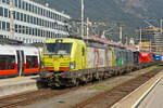 Hier zusehen sind 193 550 und 193 257 am 3.10.23 mit einem Güterzug im Innsbrucker Hauptbahnhof.