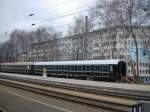 Ein paar alte Wagen standen am 14.02.02 am Bahnsteig des Salzburger Hbfs.