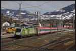 1016 023 mit EC164 in Schwarzach St.Veit am 15.03.2018.