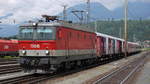 Damals noch mit Fahrradwagen der R4609 San Candido/Innichen - Villach gezogen von 1144 094 bei Einfahrt in Spittal-Millstättersee; 28.07.2011    