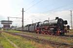 Eine grosse berraschung am 15.09.2007
war dieser Sonderzug.Dampfross 01.1066
mit einem Nostalgiezug bei der Durchfahrt
in Wels.