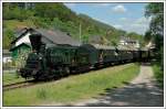 671 an der Zugspitze bei der dritten Pendelfahrt am 12.5.2008 von Peggau-Deutschfeistritz nach Übelbach bei der Durchfahrt der Haltestelle Guggenbach-Warthkogelsiedlung.