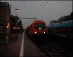 2016 905(?) von RTS schleppt eine G2000 von Rail4Chem durch Westbevern-Vadrup in Richtung Norden. (06.10.2009)