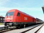 2016 069-4 hat REX5964 in den Bahnhof Simbach/Inn geschoben; 130607