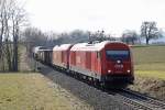 2016 089 + 2016 015 mit Güterzug bei Friedberg am 26.02.2015.