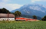 Im Sommer 2000 verläßt die 2043 071-6 mit einem Regionalzug nach Kötschach-Mauthen Emmersdorf im Gailtal