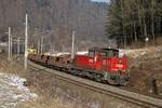 2068 058 mit Verschubgüterzug zwischen Bruck/Mur und Pernegg am 11.01.2017.